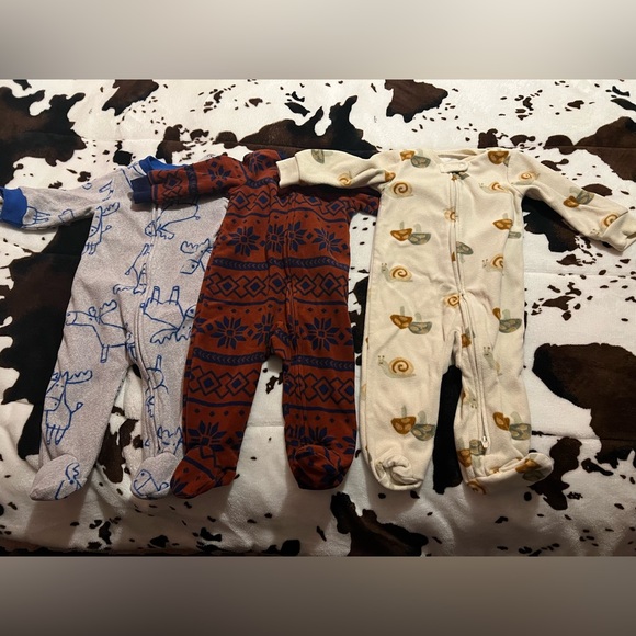 Carter’s Baby Boy FLEECE Pajamas 6months - Picture 2 of 6